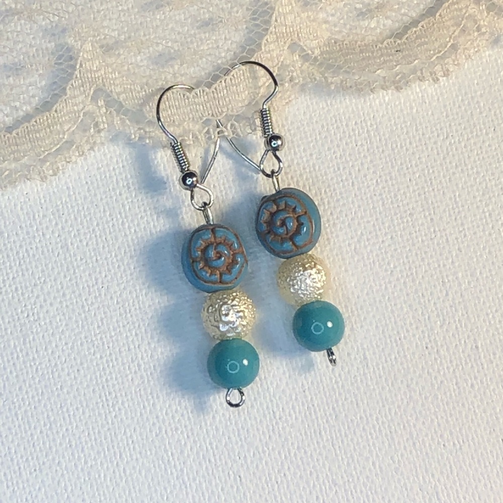 {Earrings}